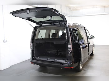 Used Volkswagen Caddy Maxi 2022 for sale - 76580402: Photo