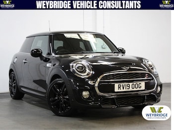 Used MINI Hatch 2019 for sale - 78509396: Photo