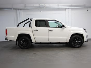 Used Volkswagen Amarok 2016 for sale - 78823838: Photo