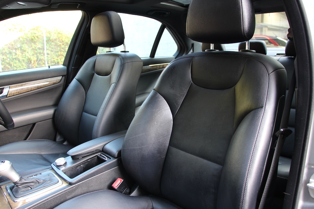 Used Mercedes-Benz C Class 2010 for sale - 76586362: Photo 5