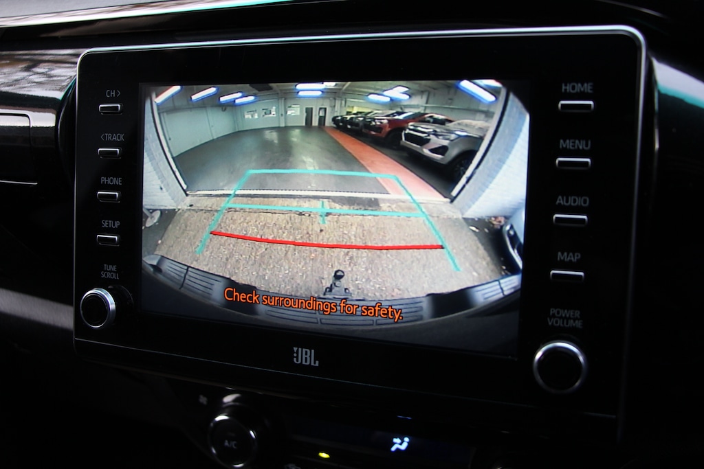 Used Toyota Hilux 2021 for sale - 76580410: Photo 27