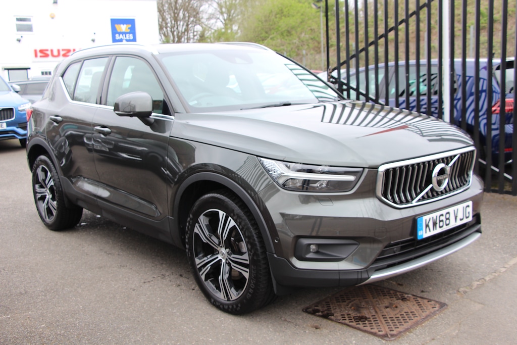 Used Volvo XC40 2018 for sale - 78094873: Photo 2