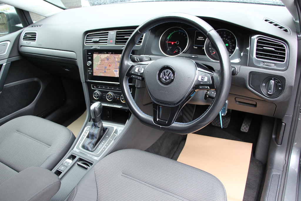 Used Volkswagen Golf 2020 for sale - 77210785: Photo 23