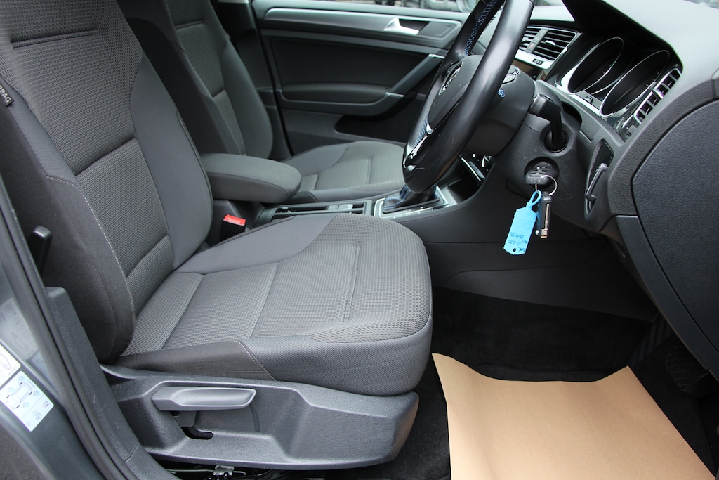 Used Volkswagen Golf 2020 for sale - 77210785: Photo 28