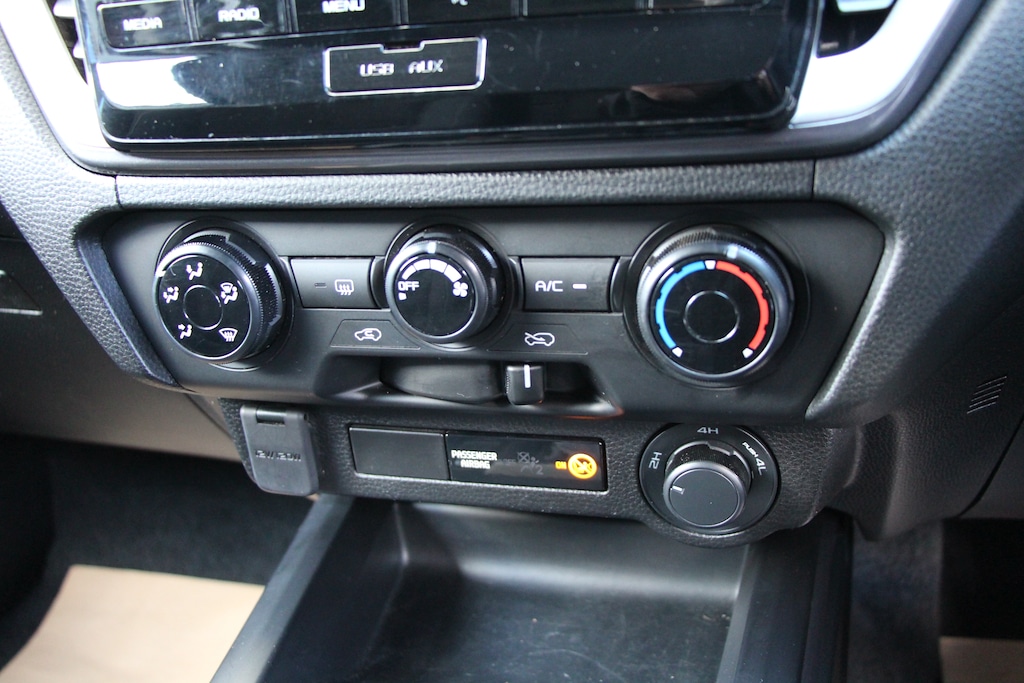 Used Isuzu D-Max 2022 for sale - 76722459: Photo 32