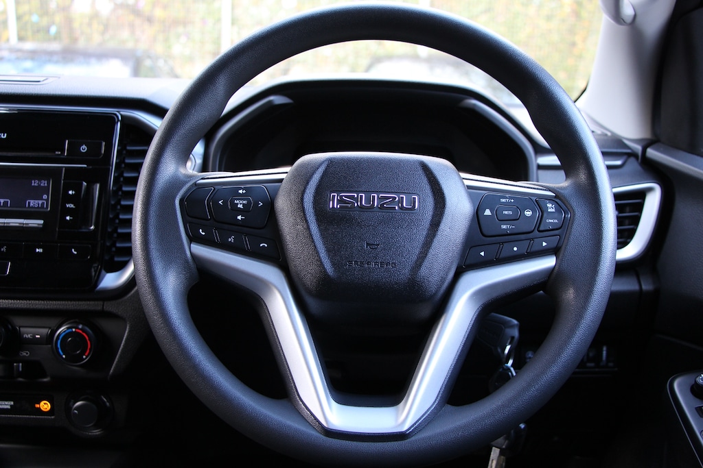 Used Isuzu D-Max 2022 for sale - 76722459: Photo 41