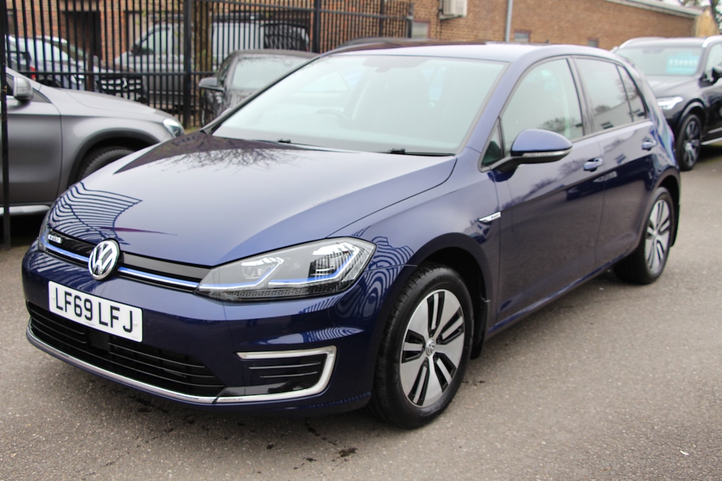 Used Volkswagen Golf 2019 for sale - 77810497: Photo 3