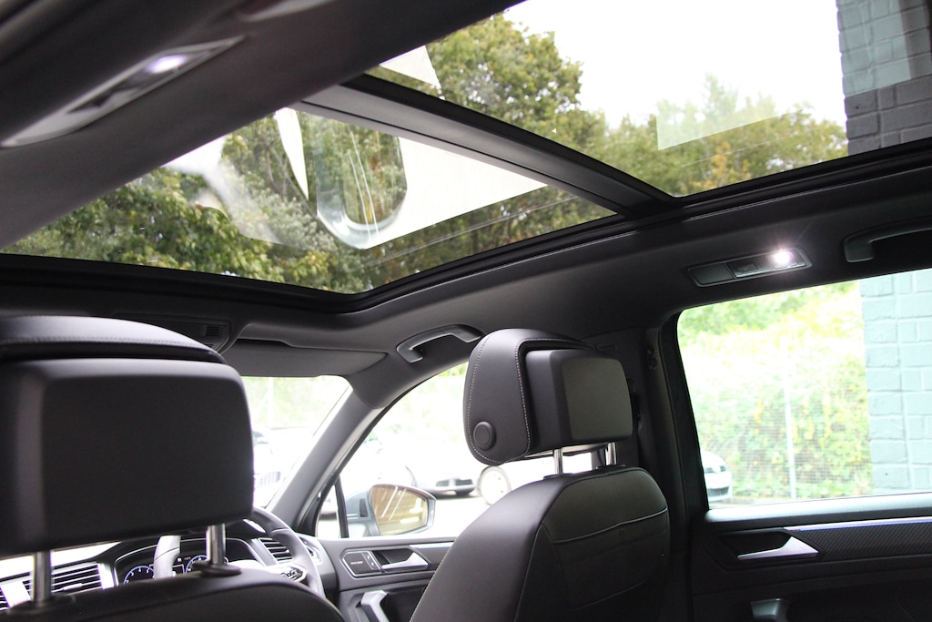 Used Volkswagen Tiguan 2023 for sale - 76155056: Photo 2