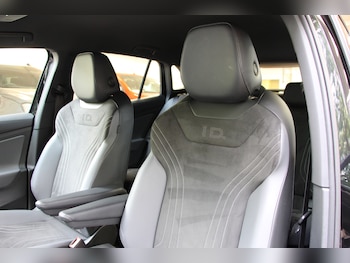 Used Volkswagen ID.4 2023 for sale - 79219884: Photo