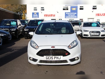 Used Ford Fiesta 2015 for sale - 76603038: Photo