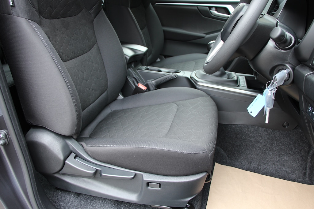 Used Isuzu D-Max 2025 for sale - 77122851: Photo 31