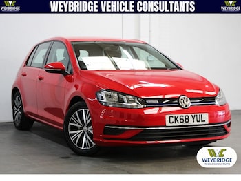 Used Volkswagen Golf 2018 for sale - 78509369: Photo