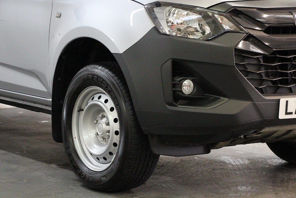 Used Isuzu D-Max 2025 for sale - 77965497: Photo 12