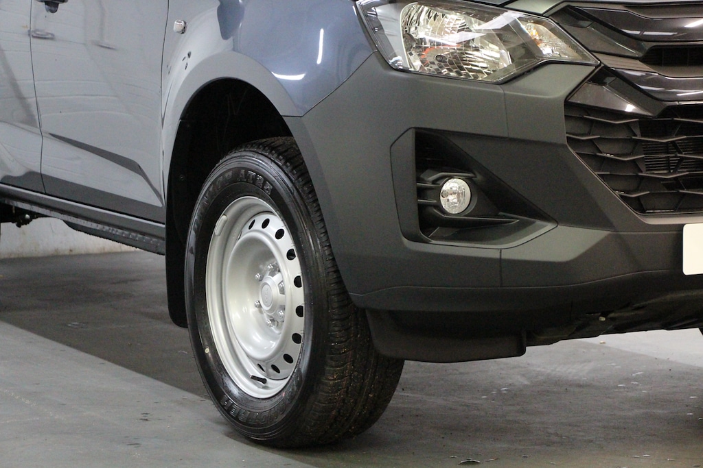 Used Isuzu D-Max 2025 for sale - 77965534: Photo 21