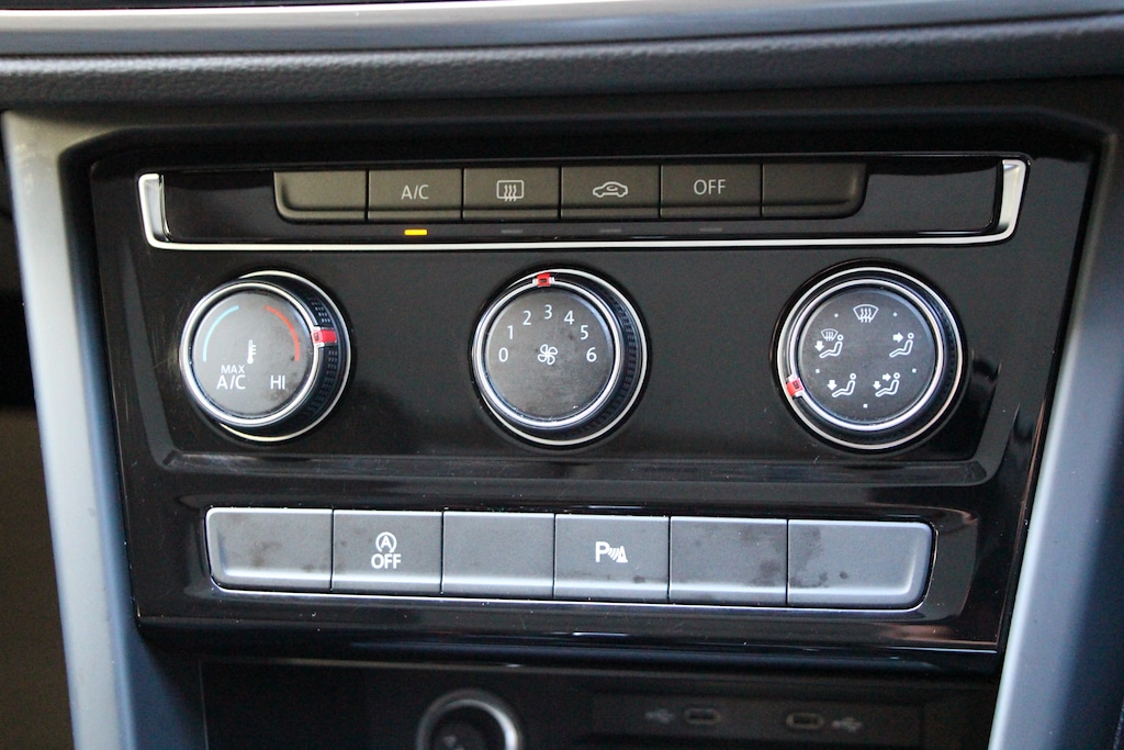 Used Volkswagen Touran 2021 for sale - 77988867: Photo 32