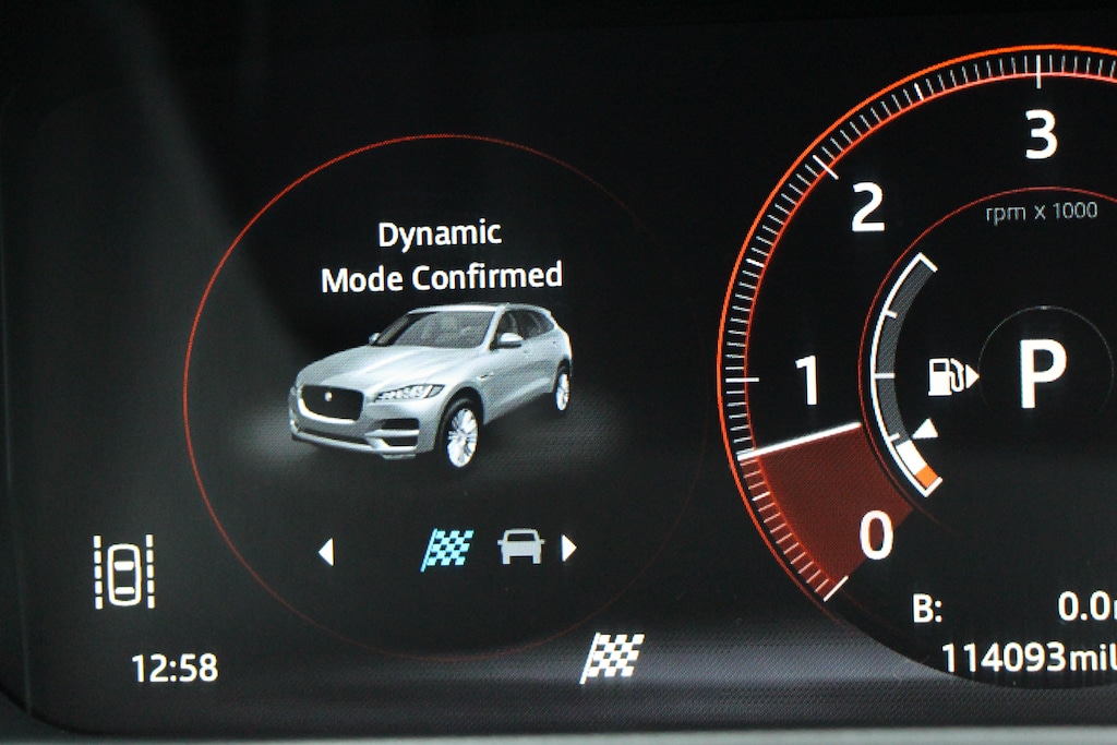 Used Jaguar F-Pace 2016 for sale - 76971653: Photo 32