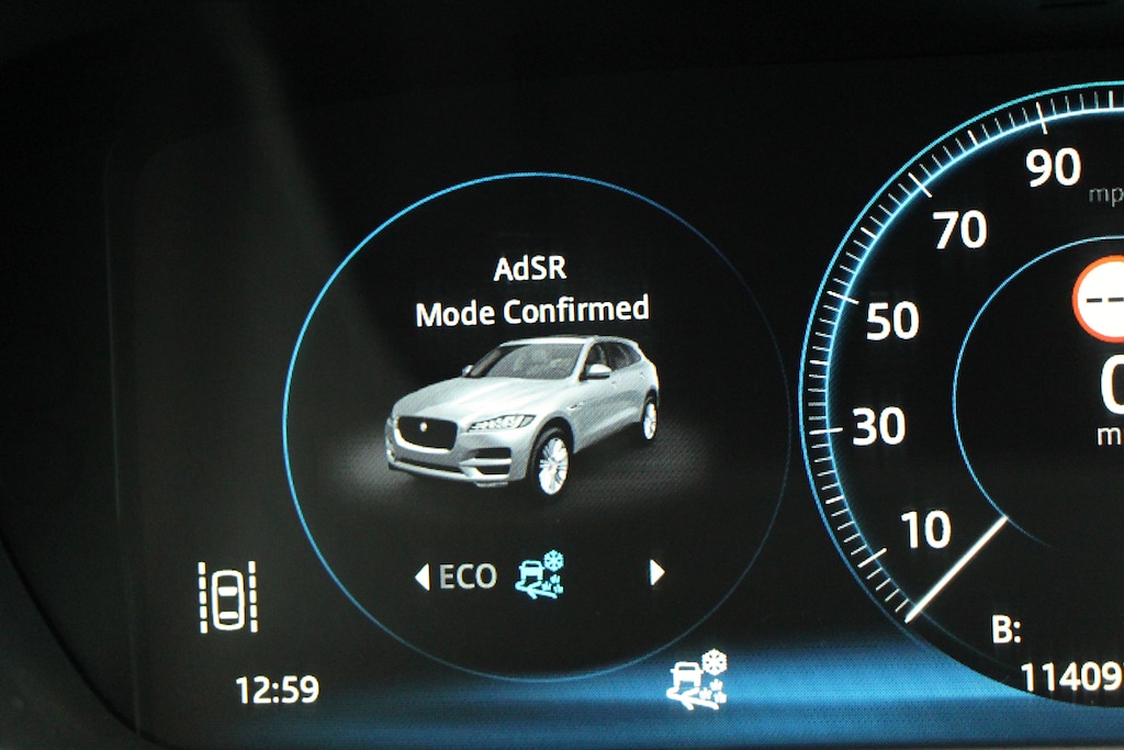 Used Jaguar F-Pace 2016 for sale - 76971653: Photo 35