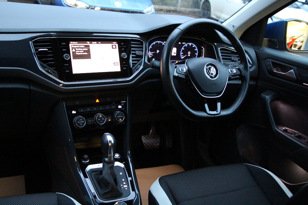 Used Volkswagen T-Roc 2019 for sale - 76875340: Photo 24