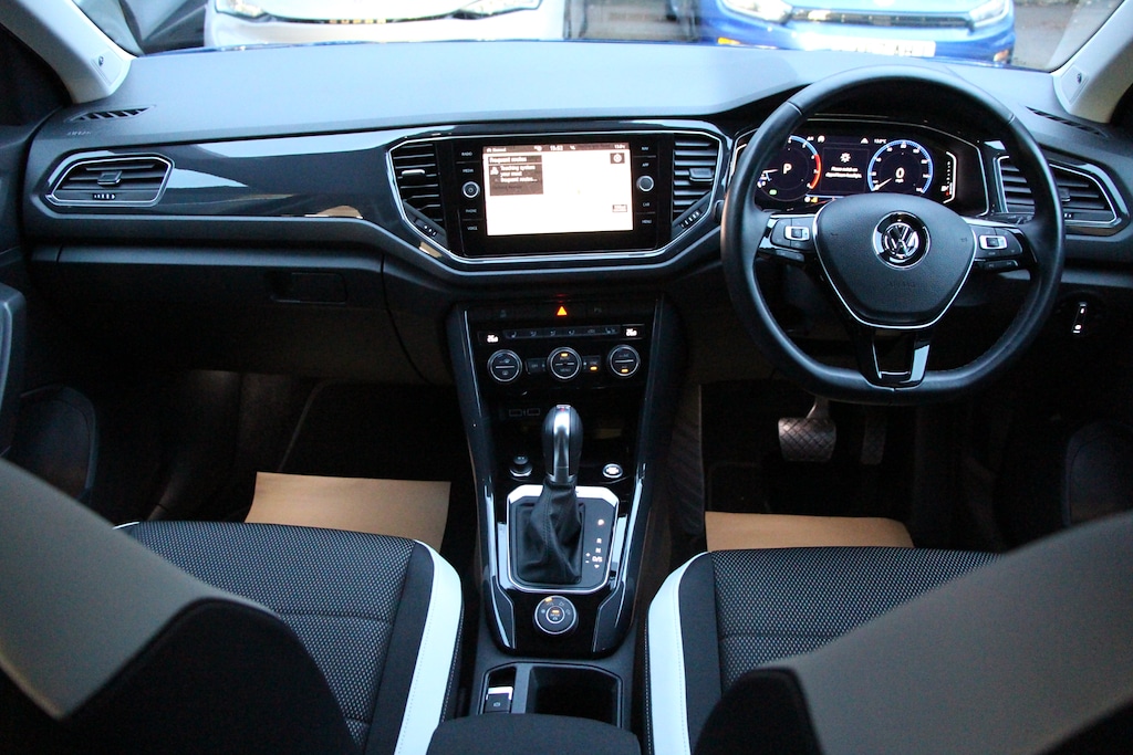 Used Volkswagen T-Roc 2019 for sale - 76875340: Photo 25