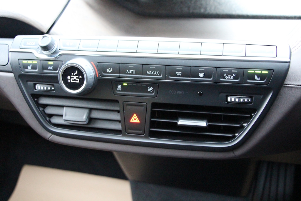 Used BMW i3 2019 for sale - 76948672: Photo 45