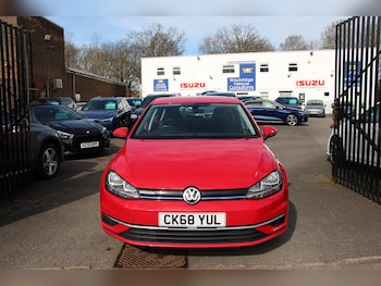 Used Volkswagen Golf 2018 for sale - 77819207: Photo