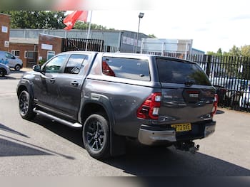 Used Toyota Hilux 2023 for sale - 79706308: Photo