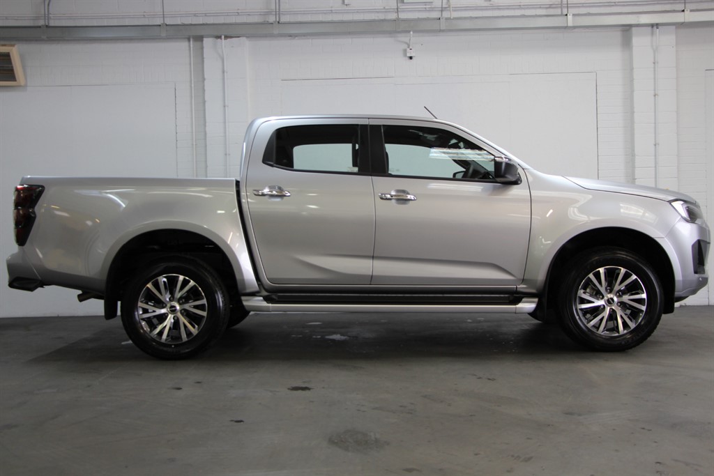 Used Isuzu D-Max 2025 for sale - 76586366: Photo 3