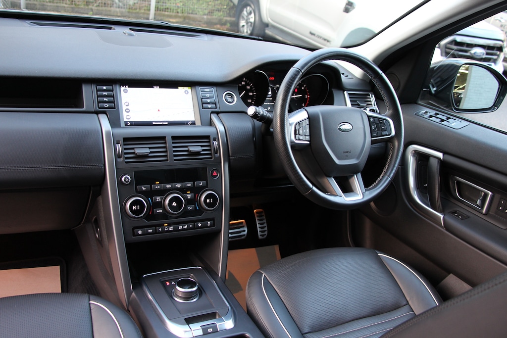 Used Land Rover Discovery Sport 2018 for sale - 77225428: Photo 31