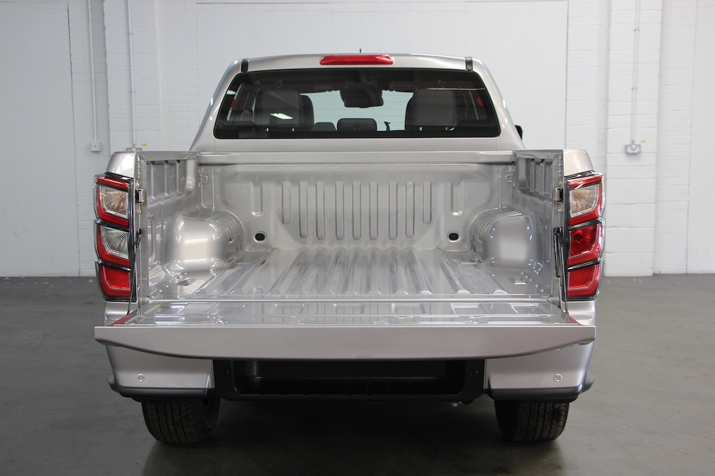 Used Isuzu D-Max 2025 for sale - 76960365: Photo 5