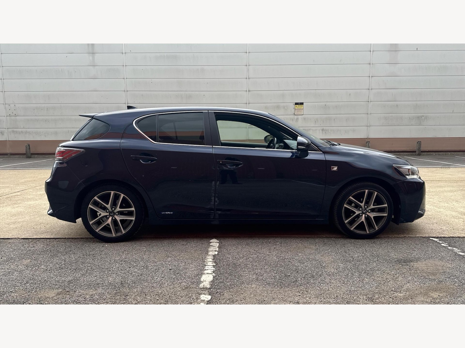 Used Lexus CT 2017 for sale - 76377342: Photo 18