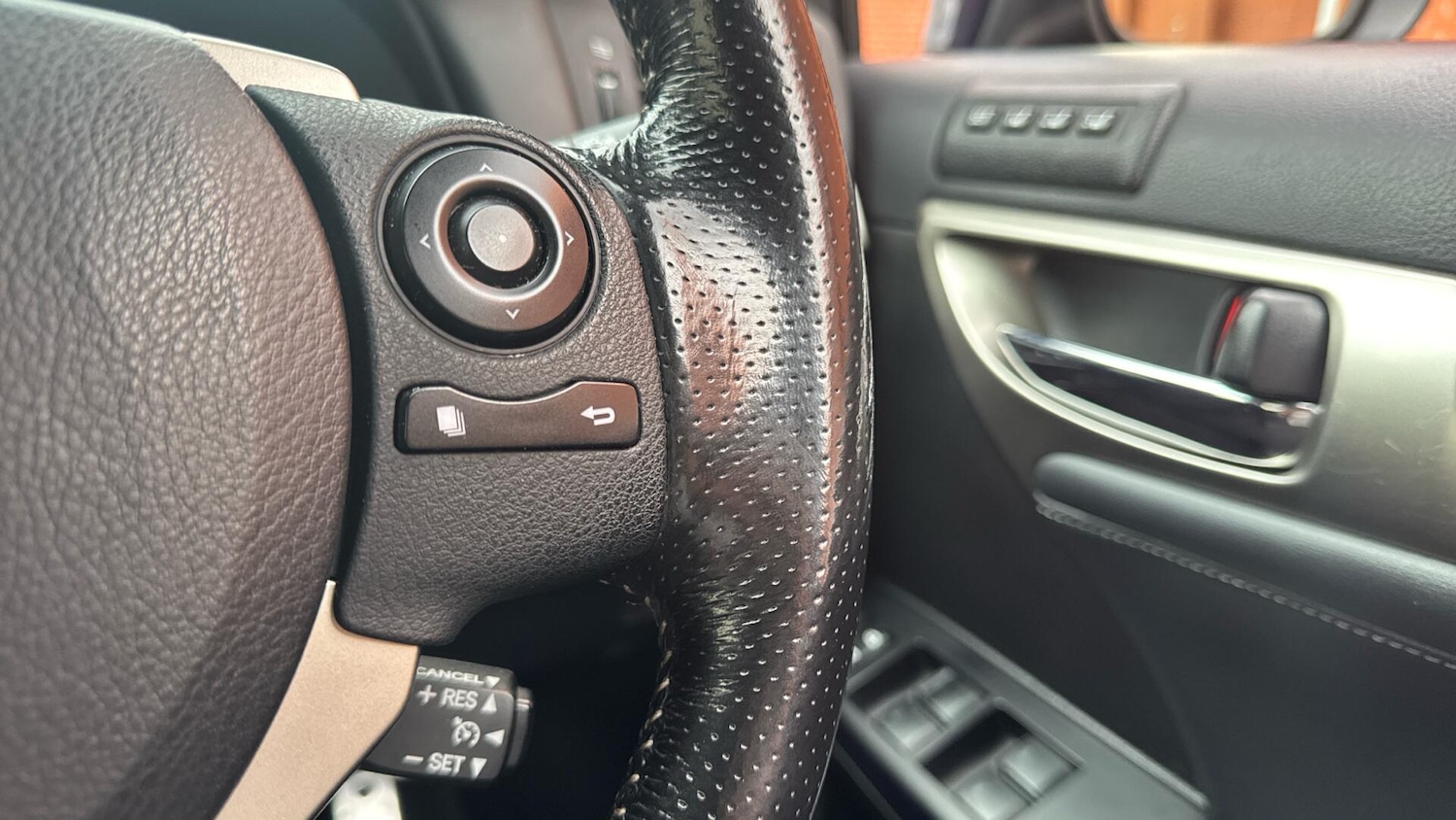 Used Lexus CT 2017 for sale - 76377342: Photo 41