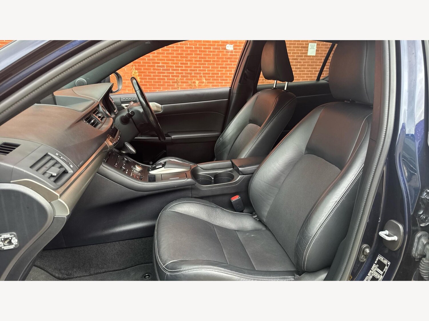Used Lexus CT 2017 for sale - 76377342: Photo 8