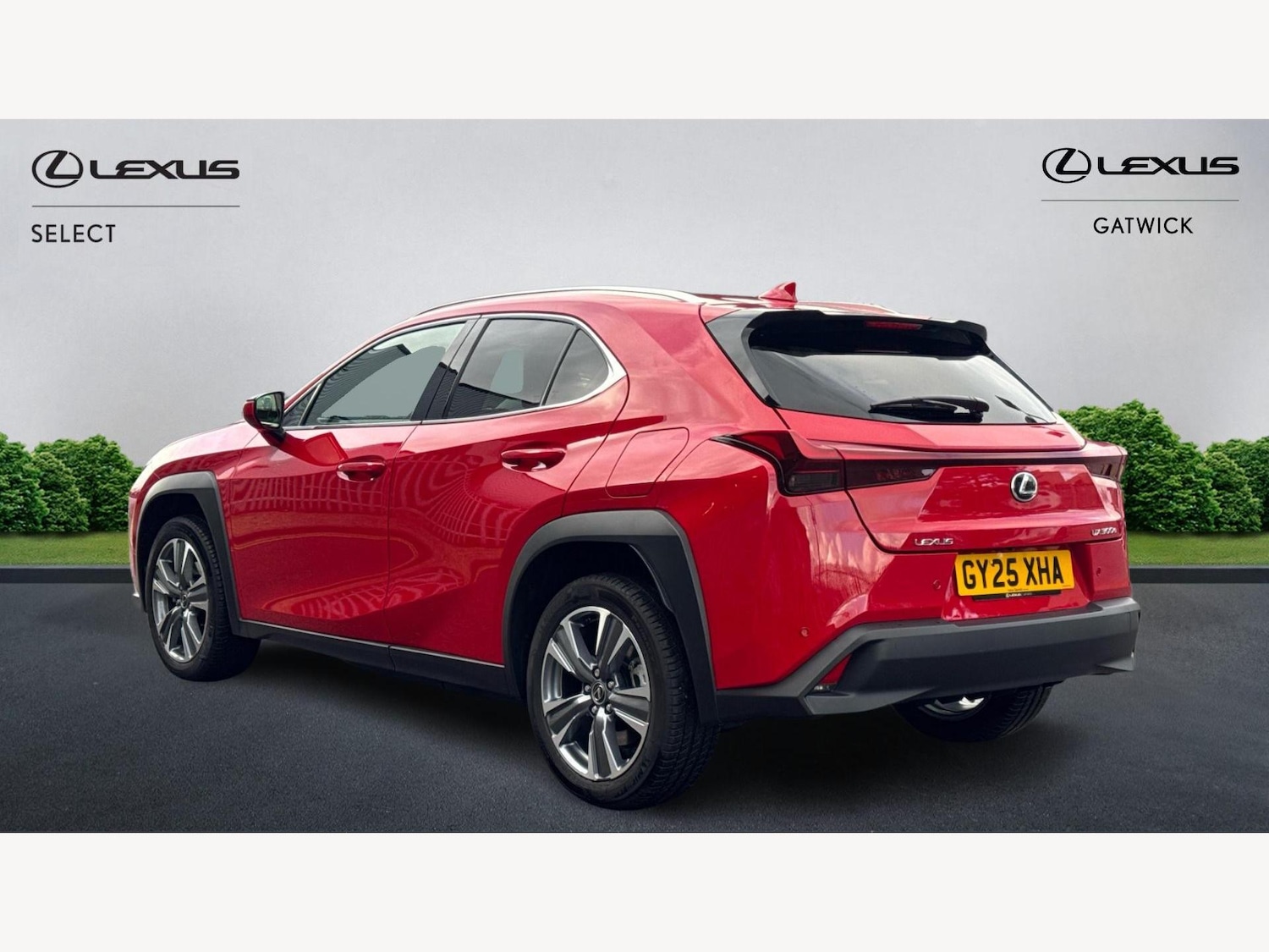 Used Lexus UX 2025 for sale - 77799330: Photo 2