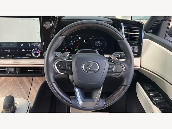 Used Lexus LM 2025 for sale - 76336081: Photo 13