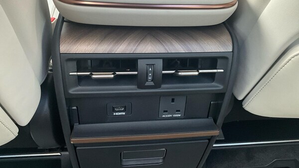Used Lexus LM 2025 for sale - 76336081: Photo 47