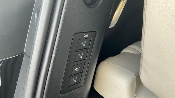 Used Lexus LM 2025 for sale - 76336081: Photo 60