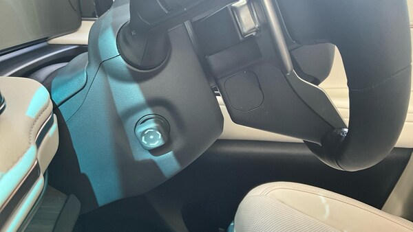 Used Lexus LM 2025 for sale - 76336081: Photo 81
