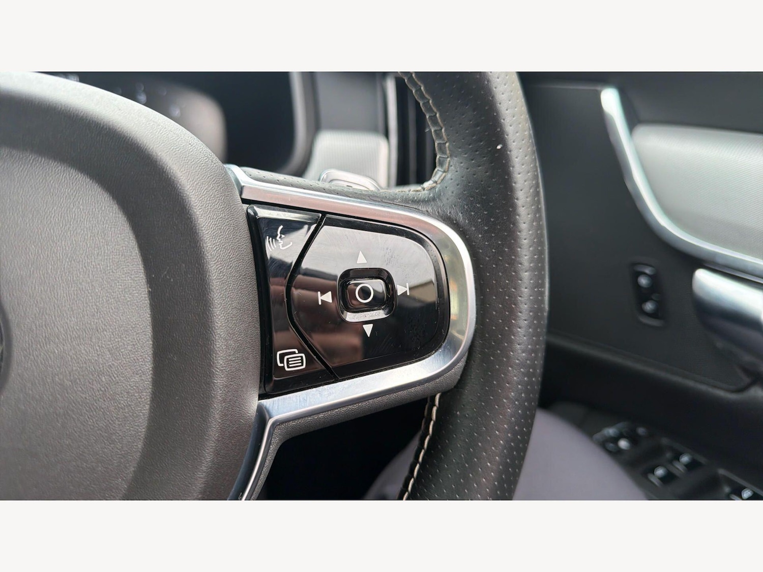 Used Volvo S90 2018 for sale - 77657945: Photo 27