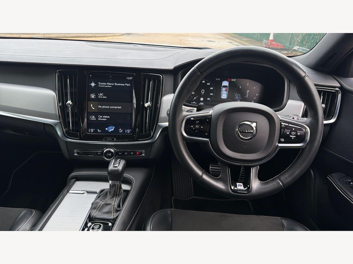 Used Volvo S90 2018 for sale - 77657945: Photo 9