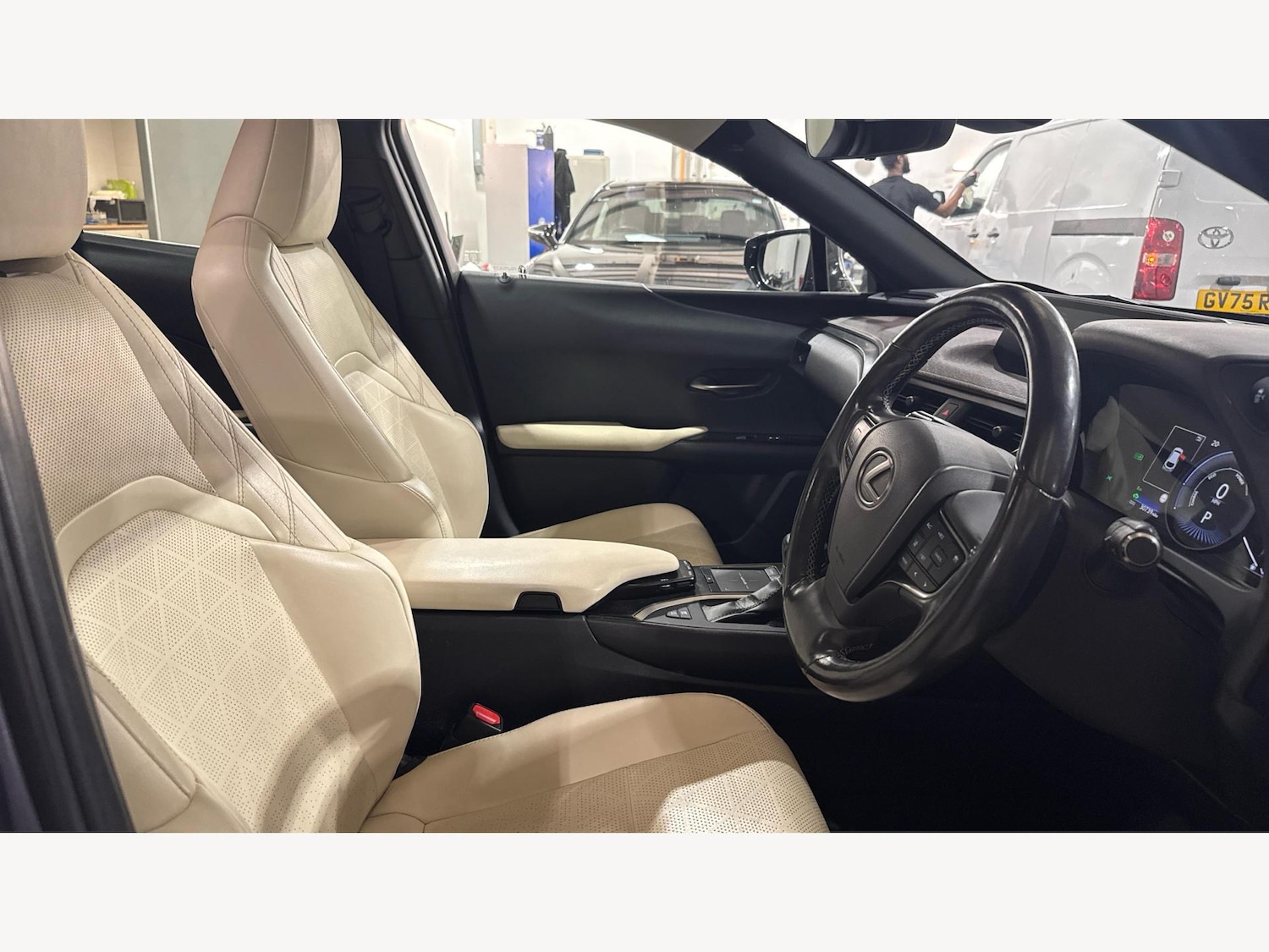 Used Lexus UX 2019 for sale - 77524342: Photo 15