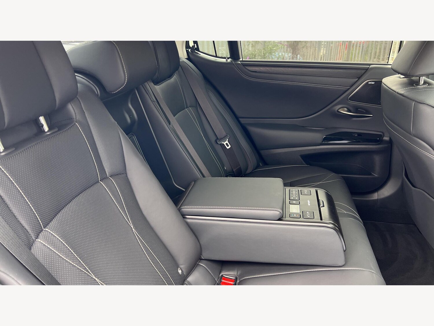 Used Lexus ES 2022 for sale - 76294756: Photo 11