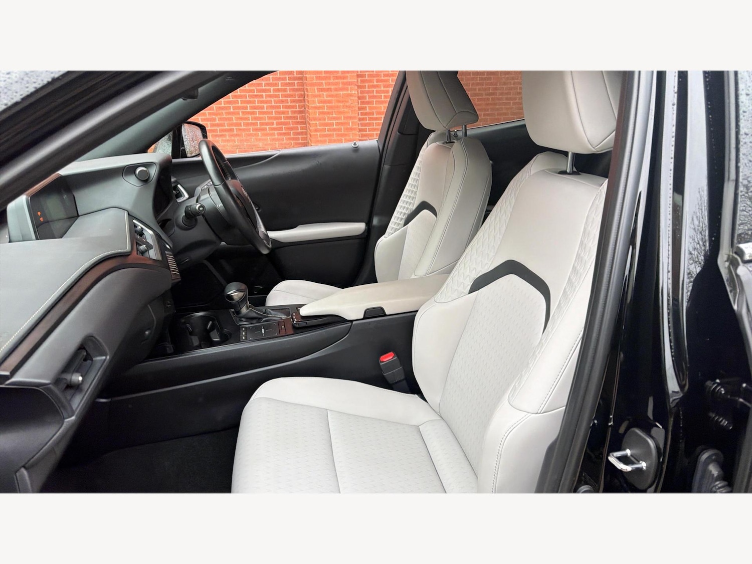 Used Lexus UX 2022 for sale - 77455680: Photo 8