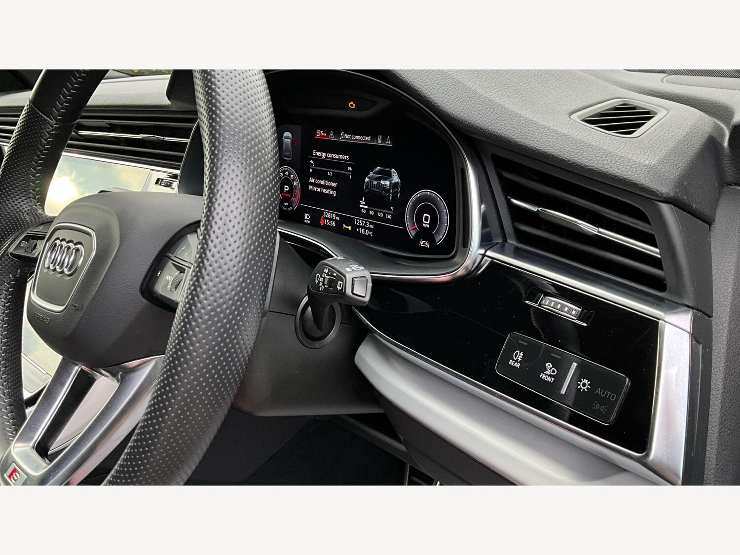 Used Audi Q8 2020 for sale - 76349713: Photo 31
