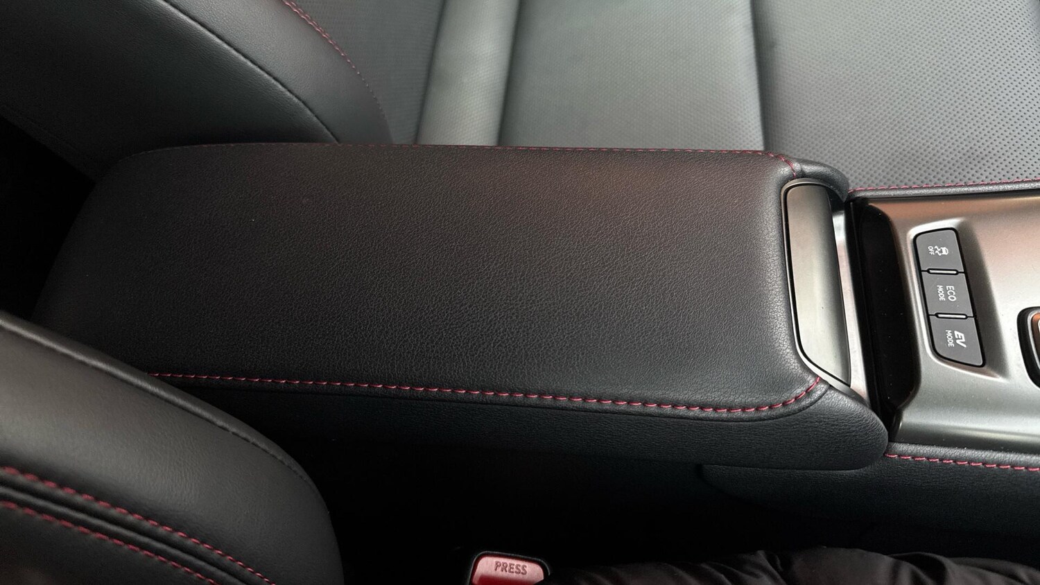 Used Lexus LBX 2024 for sale - 76671661: Photo 35