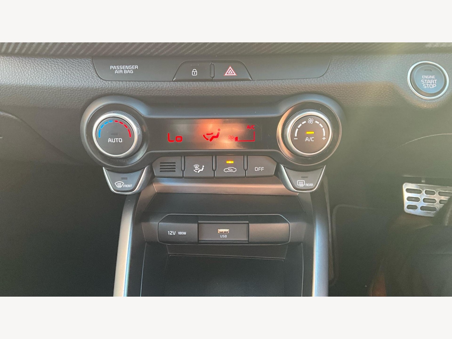Used Kia Stonic 2023 for sale - 76377553: Photo 23