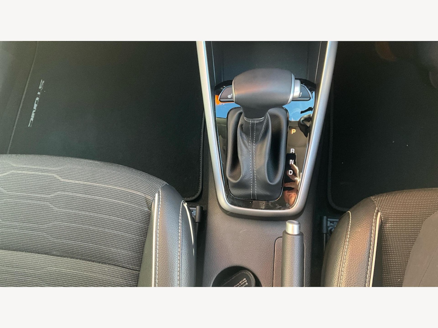 Used Kia Stonic 2023 for sale - 76377553: Photo 24