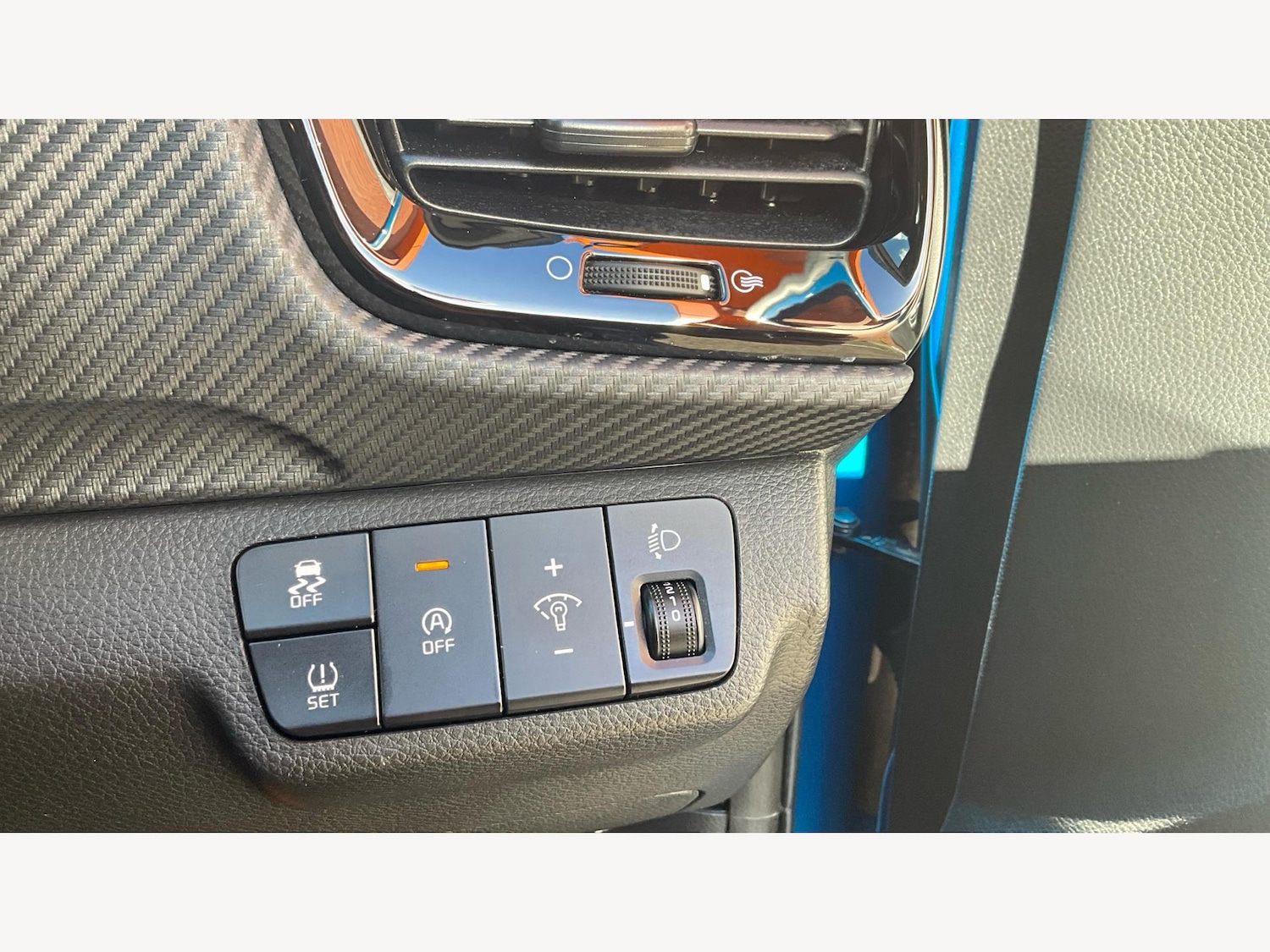 Used Kia Stonic 2023 for sale - 76377553: Photo 30