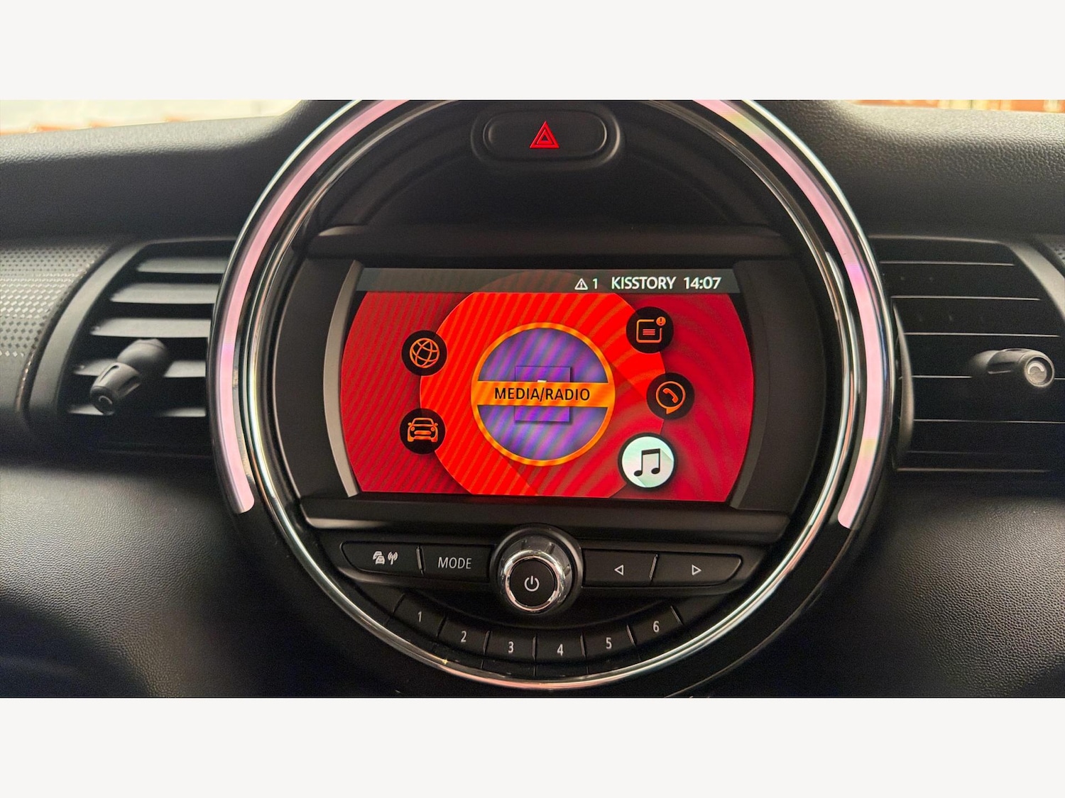 Used MINI Hatch 2019 for sale - 76832710: Photo 12