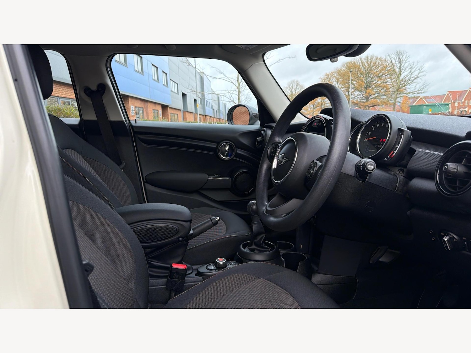 Used MINI Hatch 2019 for sale - 76832710: Photo 15