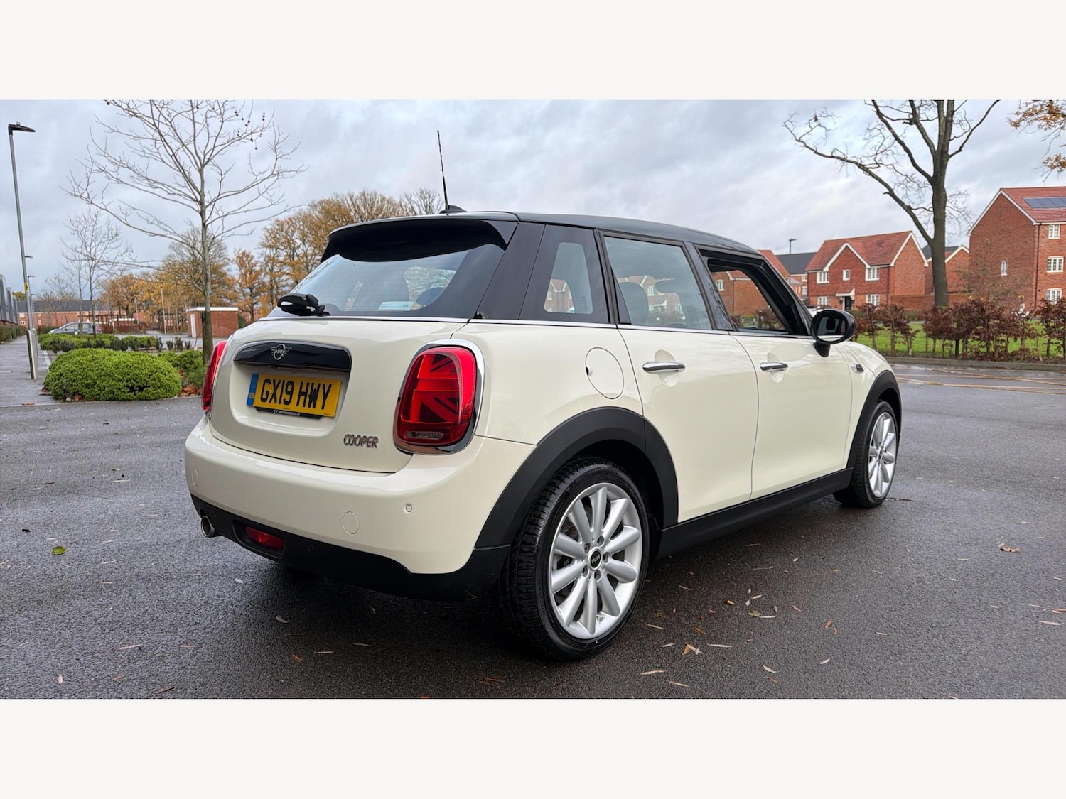 Used MINI Hatch 2019 for sale - 76832710: Photo 20